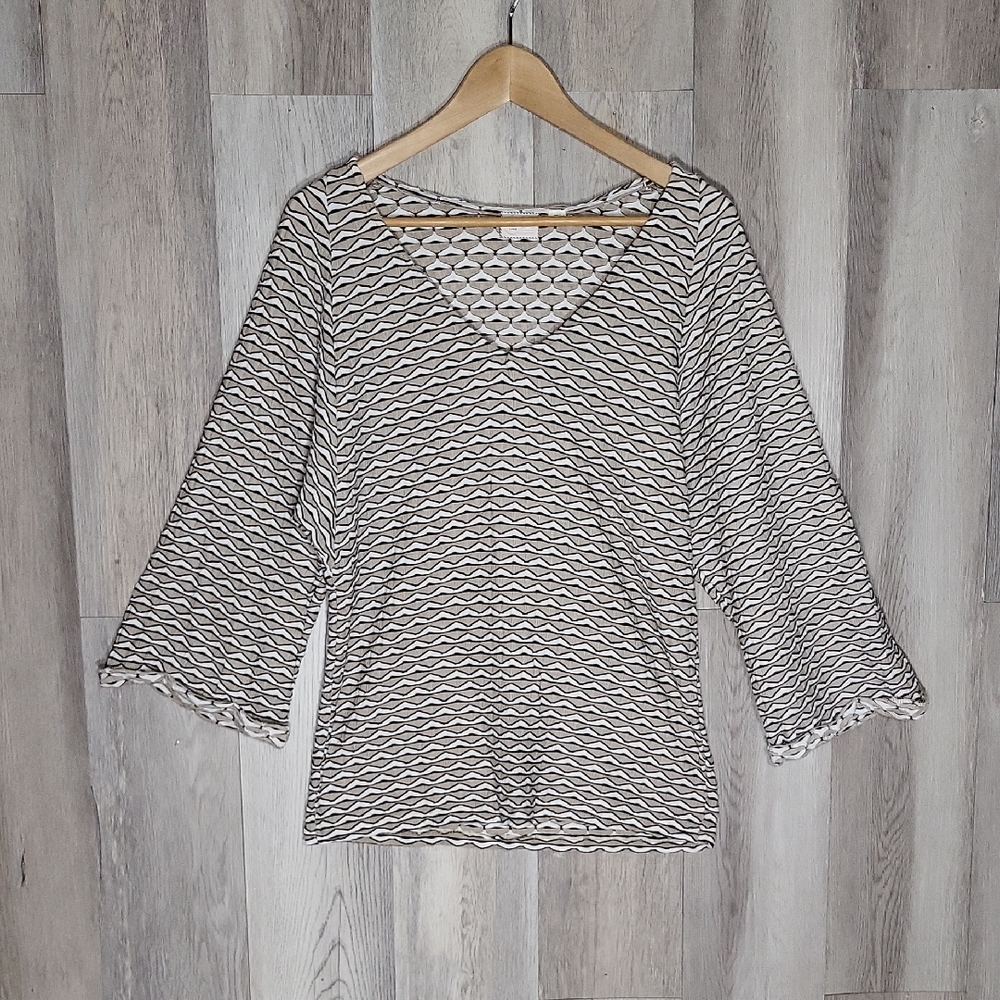 Anthropologie Postmark Women L Textured Avana Tee Blouse Tan White Flared Sleeve